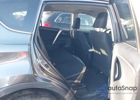 2015 Toyota Rav4 Xle z USA, uszkodzony, nr VIN JTMRFREV9FD149054